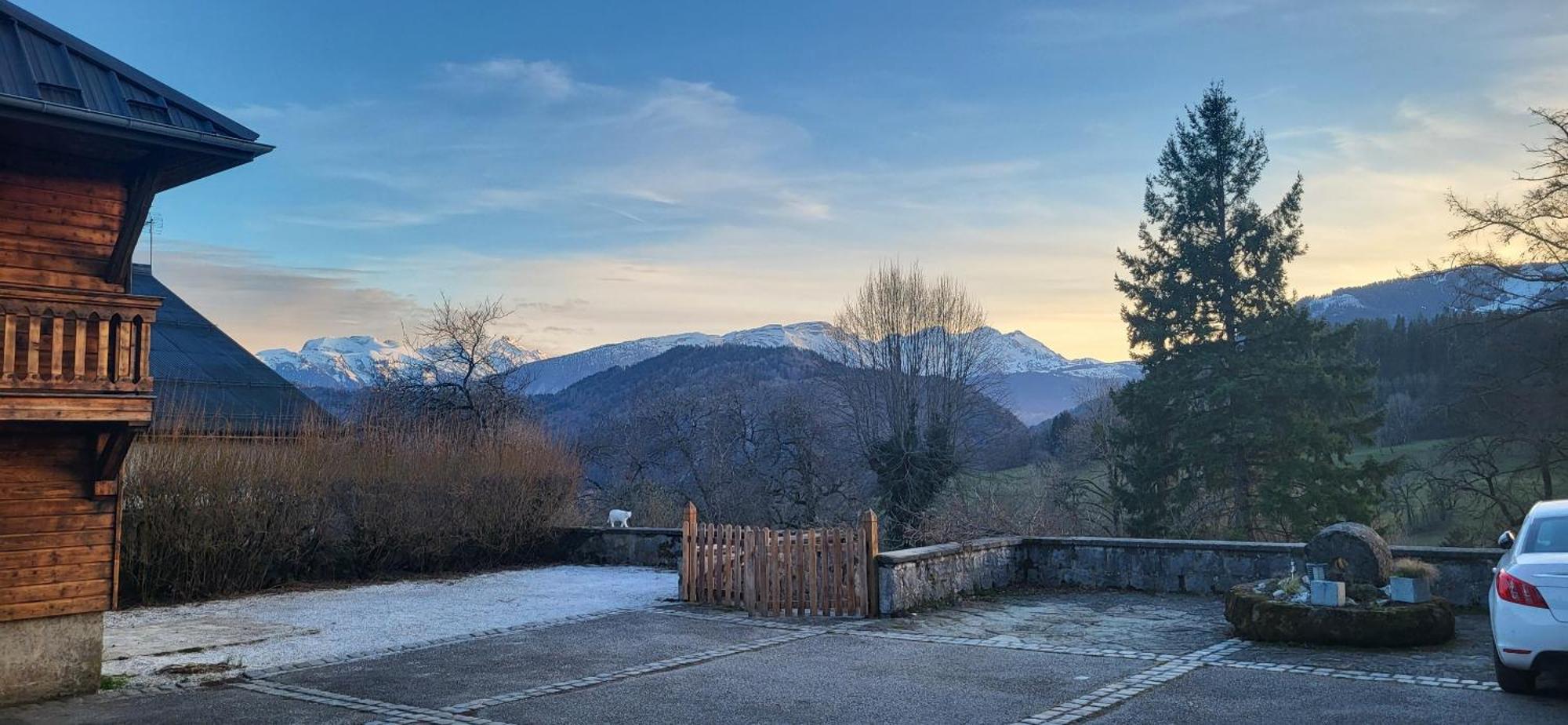 La Belle Des Praz Villa Mieussy Exterior foto